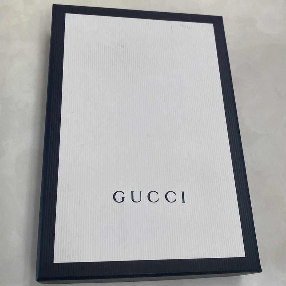 (CFL) Authentic Gucci iPhone 7/8 SE iPhone Case, New in Box